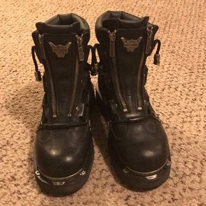 Women’s Harley Davidson boots